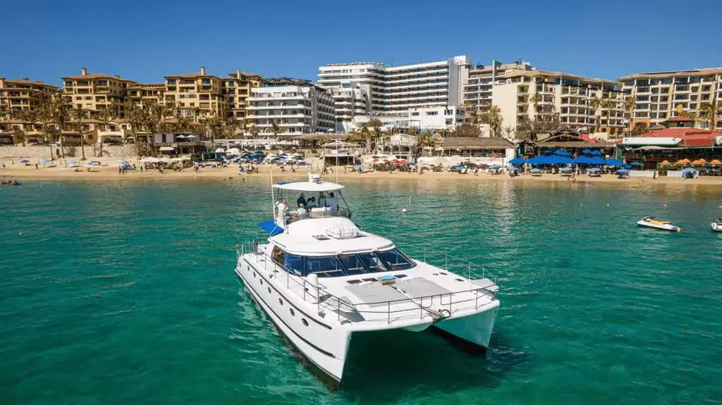 Bahia Yacht