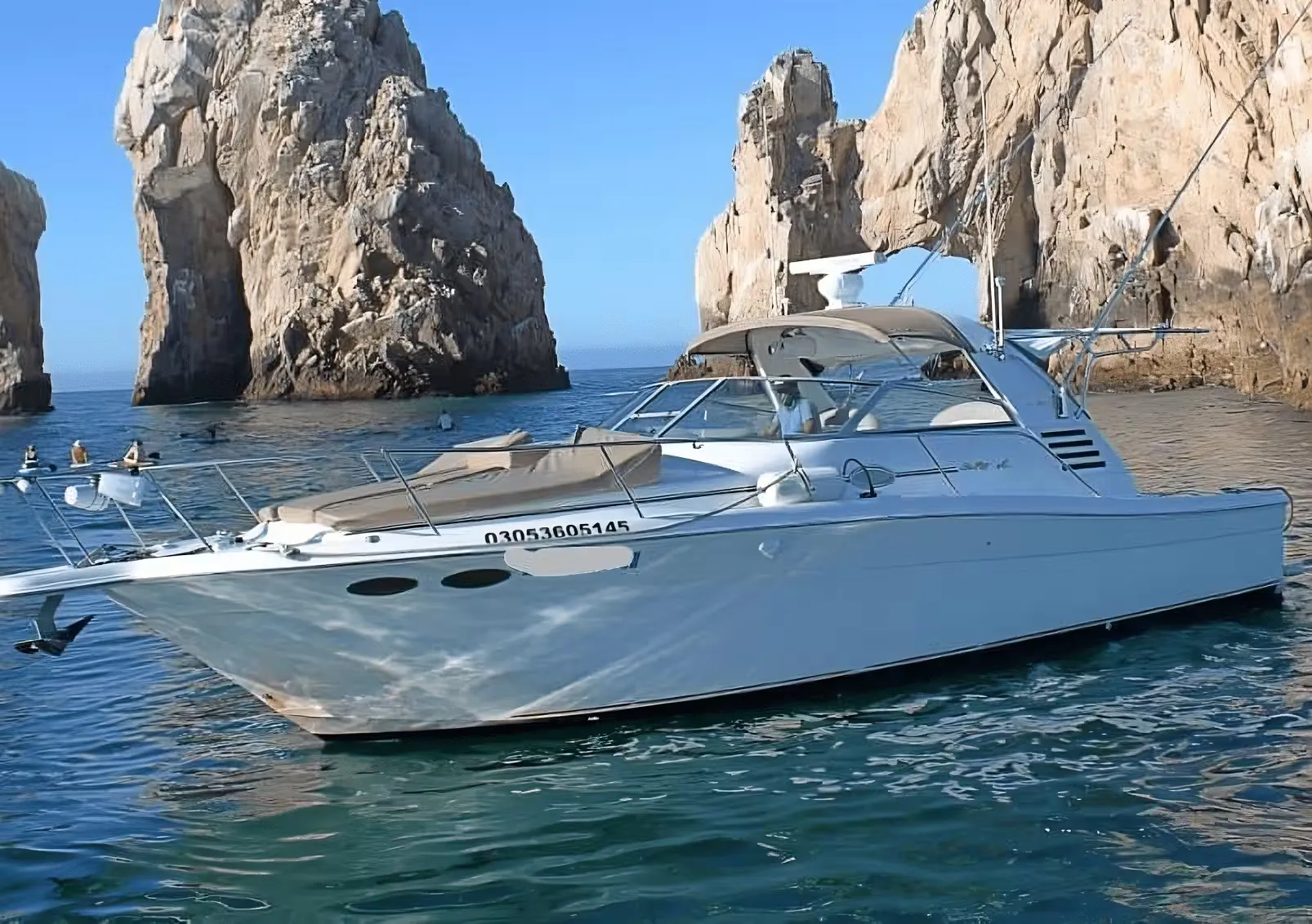 Bahia Yacht