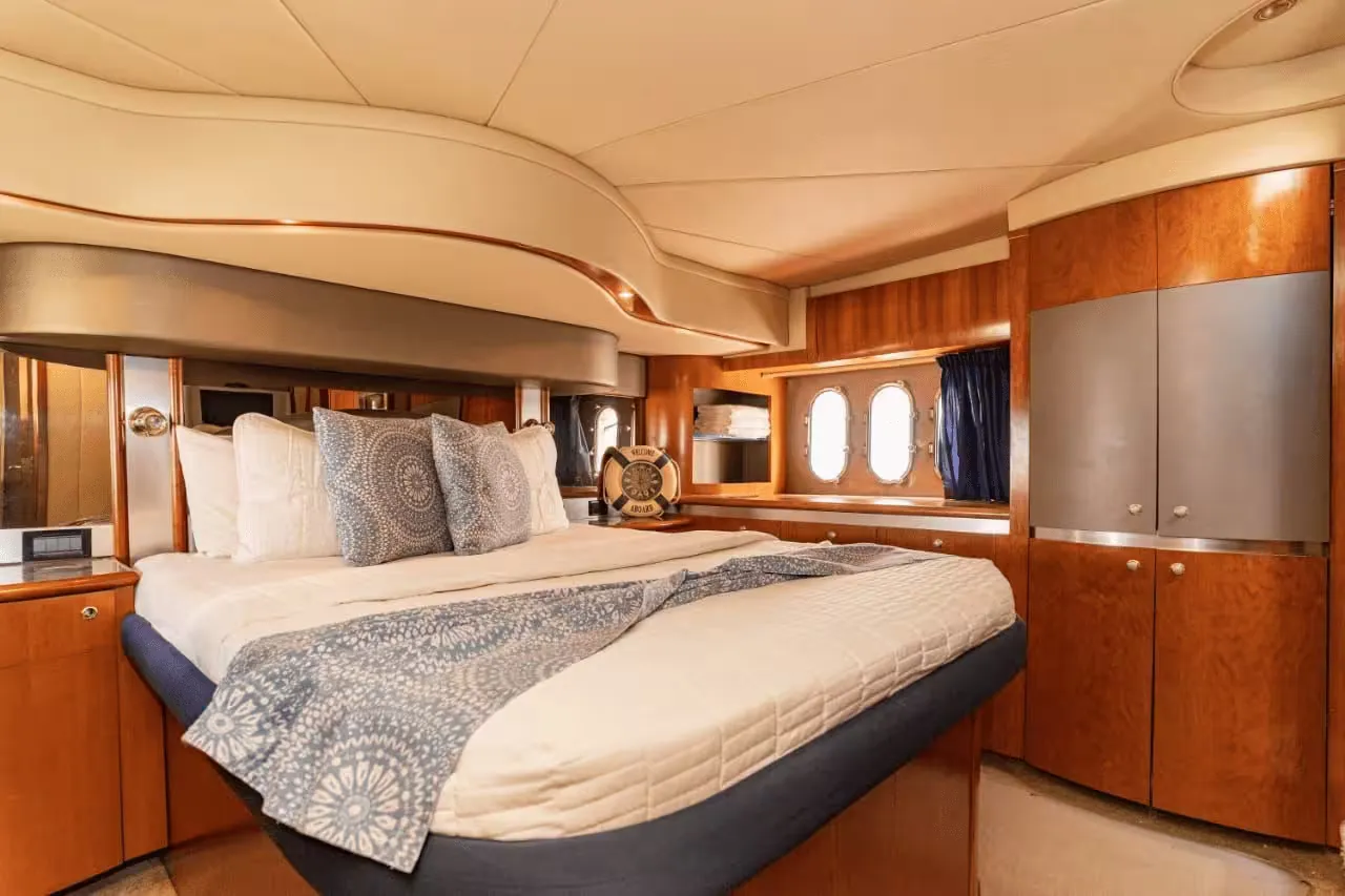 Bahia Yacht Los Cabos